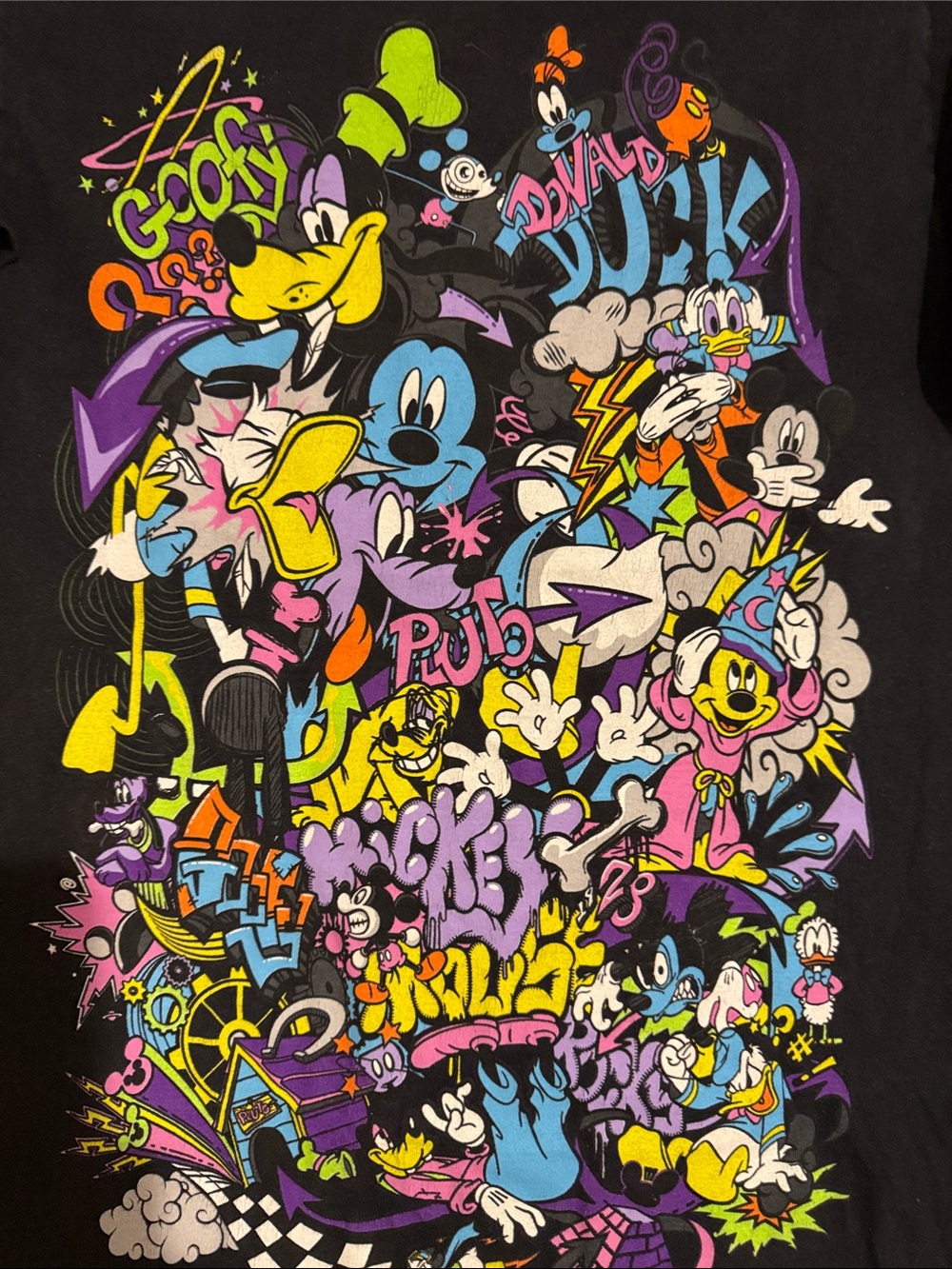 Vintage 2007  Disney Black Tee with Neon goofy and Mickey Mouse Cartoon Collage